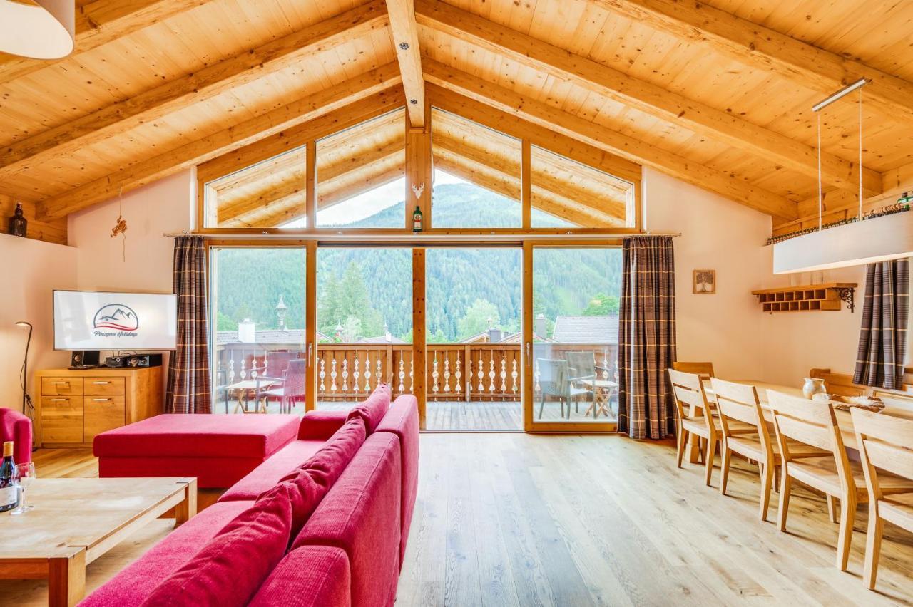 Chaletdorf Am Sonnenhang Нойкірхен-ам-Гросфенедігер Екстер'єр фото