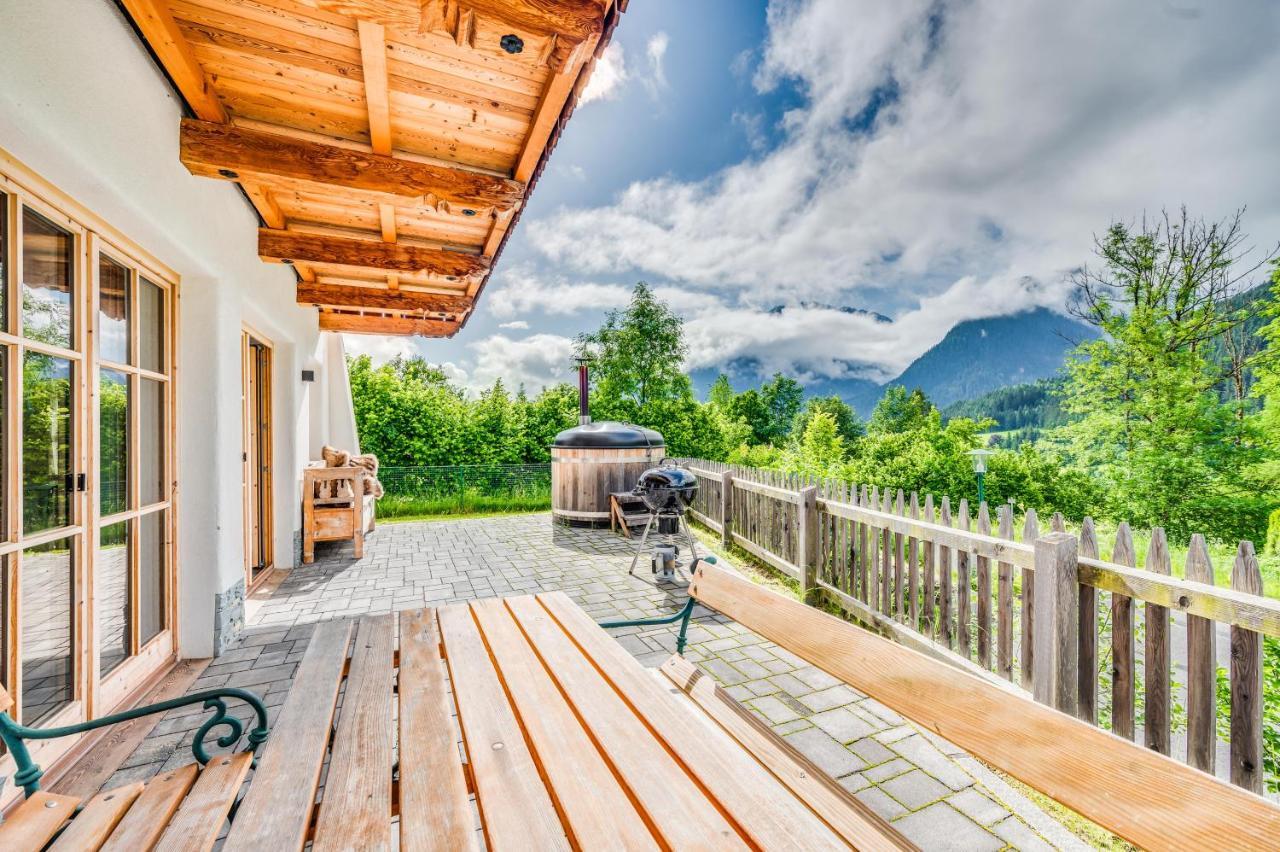 Chaletdorf Am Sonnenhang Нойкірхен-ам-Гросфенедігер Екстер'єр фото