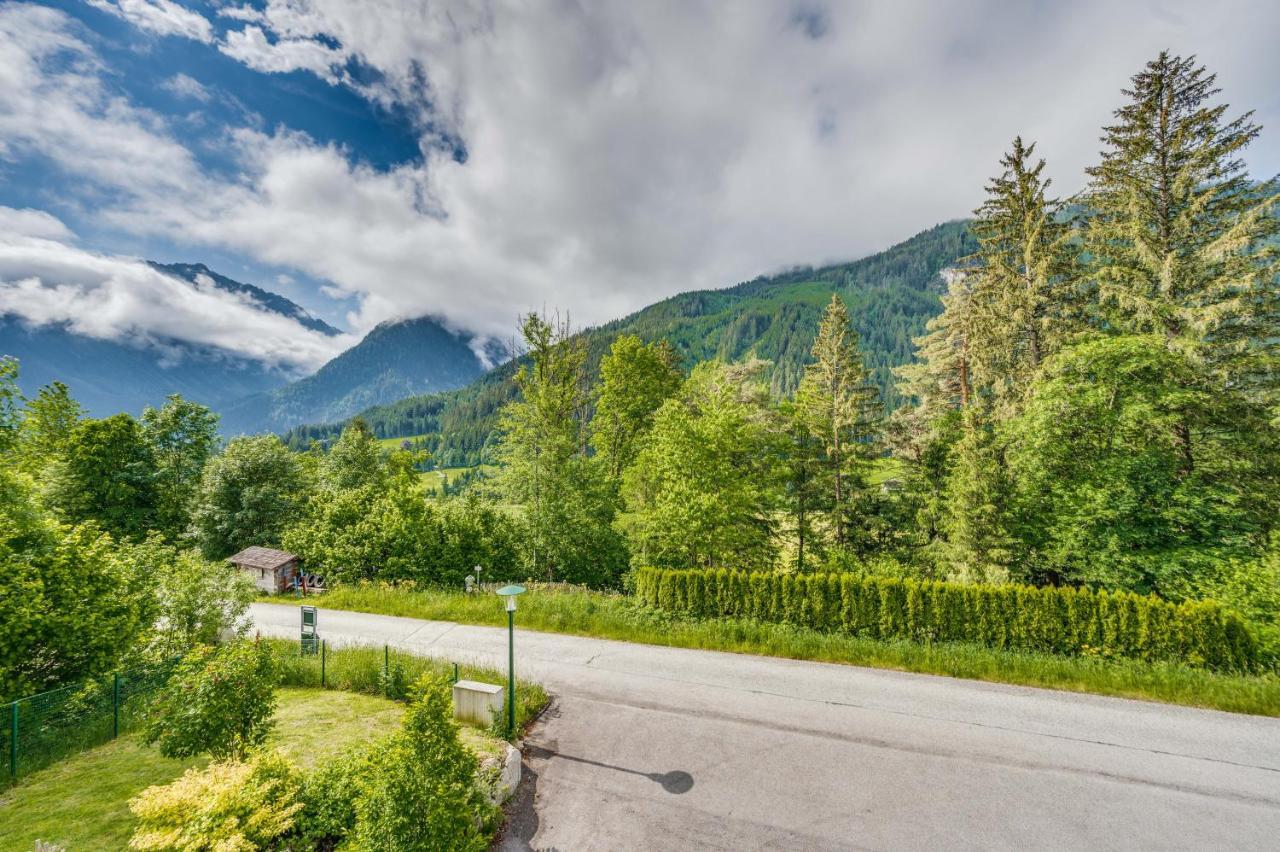 Chaletdorf Am Sonnenhang Нойкірхен-ам-Гросфенедігер Екстер'єр фото