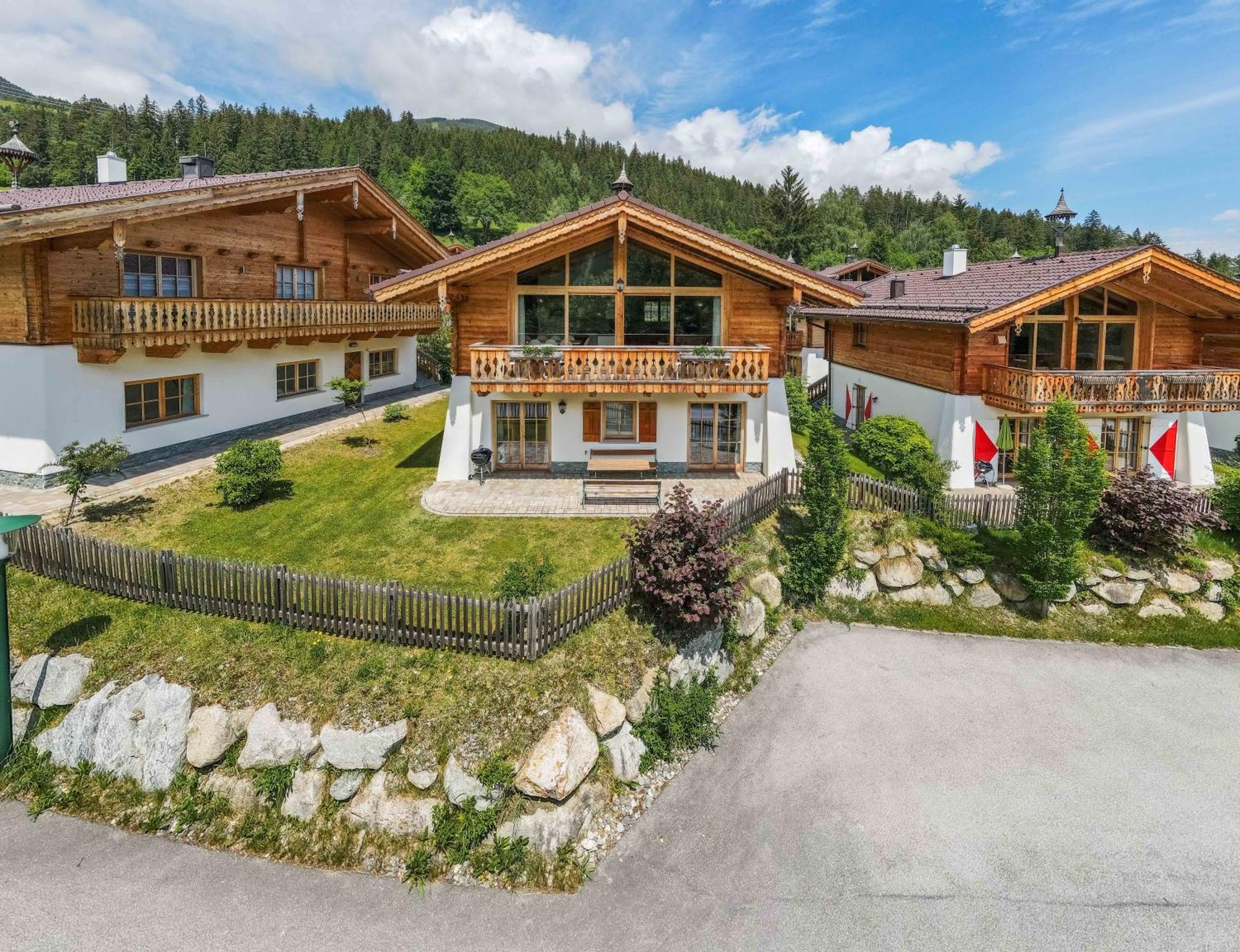 Chaletdorf Am Sonnenhang Нойкірхен-ам-Гросфенедігер Номер фото